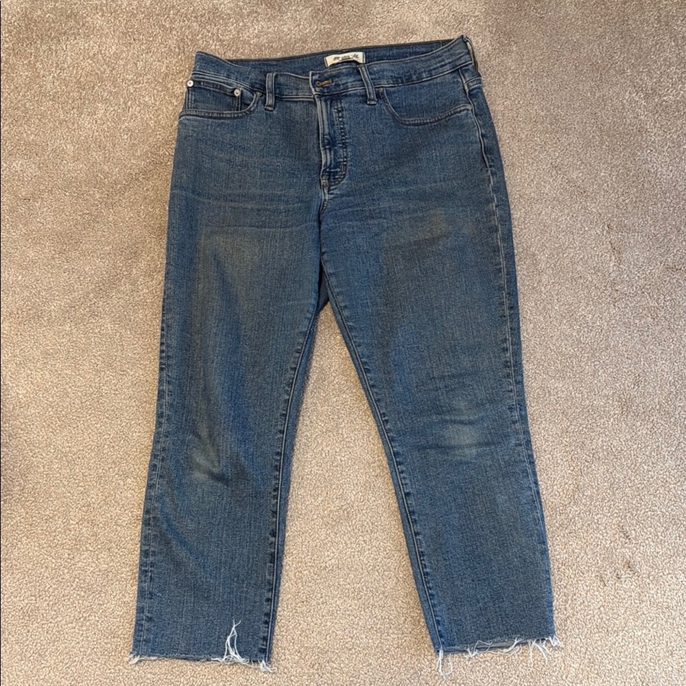 Madewell Blue Ankle Cropped Jeans with Raw Hem